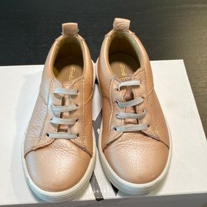 Freshly picked sneaker